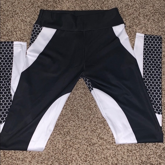 Small workout leggings - Picture 1 of 5